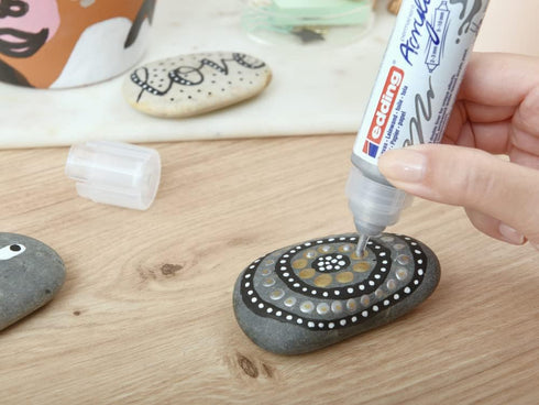 edding 5400 acrylic 3D double liner - gold - 1 acrylic colour tube - 2 nozzles 2-3,5-10mm - acrylic paint for canvas, painting boards and wood - w...