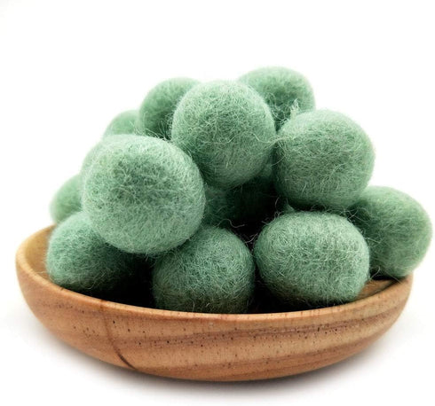 2cm 20mm Wool Felt Balls Beads 100% Natural Wool Felting Woolen Felted Fabric for Home Decor Dream Catcher DIY Garland Crafts Handcrafts Project D...