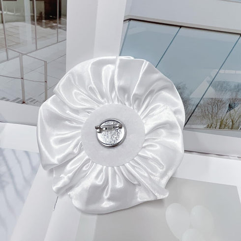 Oversized Flower Silk Satin Brooches Exaggerated Large Big Lapel Pins Delicate Dainty Bud Brooch for Women Wedding Party Dance Elegant Dress Suit ...