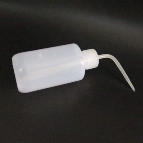 Wash bottles,3pcs 250ml Plastic Safety Wash Bottle Convenient Transparent Squeeze Bottle for Medical Laber Supplies Green Soap Cleaning Washing Bo...