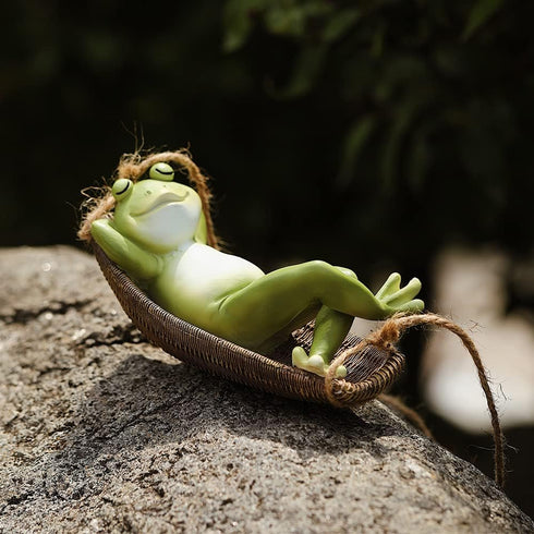 Arola Hammock Frog Decoration, Creative Garden Swing Hanging Frog, Tree Rope Hanging Crafts Animal Sculptures, Individual Decoration for Yard Gard...