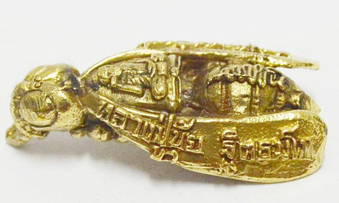 WitnyStore Tiny 1½" Buddhist Wasp Powerful of Millionaire Wealthy and Rich Prosperous Symbol Traditional Thai Belief Amulet Miniature Collectible ...