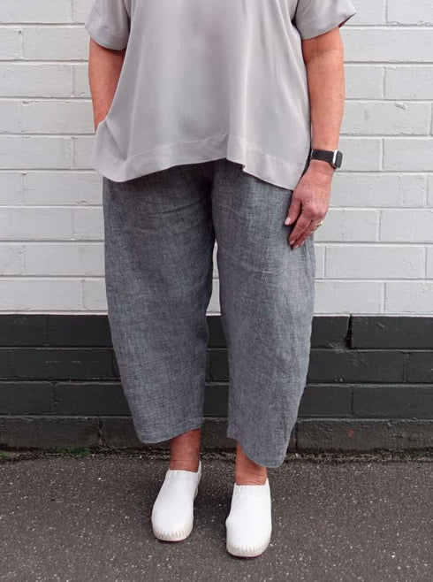 Style Arc Sewing Pattern - Bob Woven Pant (Sizes 04-16)...