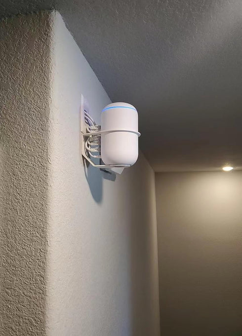 Ubiquiti UniFi Dream Router Wall Mount Bracket Sturdy Metal Made Unifi Dream Machine Wall Mount Compatible with Ubiquiti UniFi Dream Machine UDM-U...