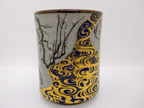 Kutani yaki(ware) Japanese teacup Gold Plum...