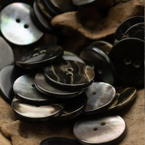 20 Pieces Genuine Natural Black Mother of Pearl Buttons, 2 hole Real Black MOP Buttons for Women Men Shirts Dresses Polo Skirts Sewing DIY (Black ...