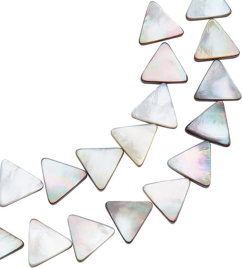 BENECREAT 27pcs 40cm Natural Black Lip Shell Bead Strands Triangle Shell Loose Beads Strands for Necklace Bracelet Jewelry Making, Mother's Day Gi...