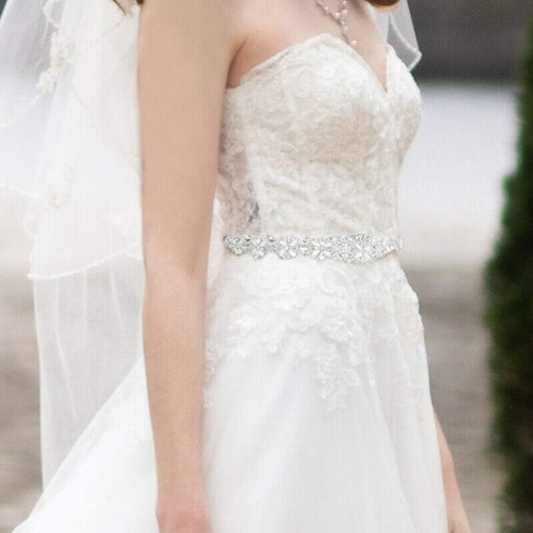 50Pcs Sew on Rhinestones 9x18 mm Flatback Glass Rhinestones Horse Eye Rhinestones with Gold Claw for DIY Crafts Clothes Bag Shoes,Clear...