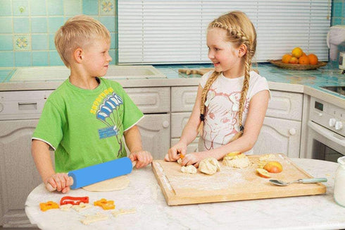 Koogel 9 Inch Mini Rolling Pin, 2 PCS Wooden Handle Rolling Pin for Kids Dough Rollers for Baking Supplies Home Kitchen...
