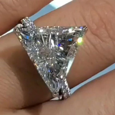 Vsoruln Fashion 925 Sterling Silver Shiny Full Diamond Ring Simple Triangle Zircon Women's Ring Cubic Zirconia Rings CZ Diamond Ring Eternity Enga...
