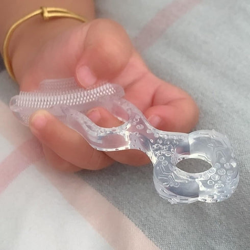 haakaa Contoured Silicone Toothbrush, Manual Training Tooth Brush for Baby Oral Gum Cleaning, Oral Brushing Massager, 6m+ Baby, Toddler...