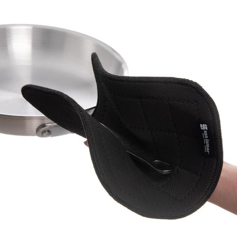 Carlisle FoodService Products Ultigrip Neoprene Commercial Hot Pad Pan Holder, 7" X 7", Black...