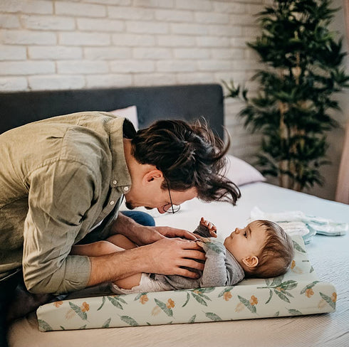 Stretchy Changing Pad Covers BROLEX Carddle Sheet Set for Baby Boys Girls,2 Pack Jersey Knit,Giraffe Leaf...