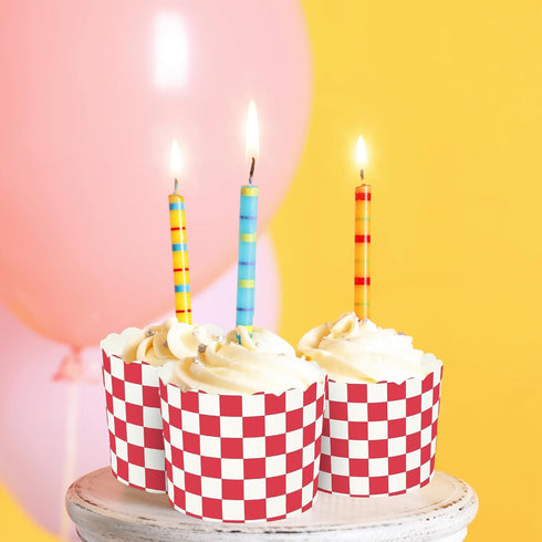 100Pcs Red Plaid Paper Baking Cups White Red Checkered Cupcake Wrappers Scalloped Edge Cupcake Muffin Cases for Party Supplies...