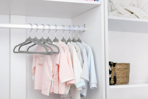 ManGotree Non-Slip Baby Velvet Clothes Hanger, Kids Coat Hanger with Swivel Hook and Notched Shoulder, Hanger for Children, Infant, Toddler Clothe...