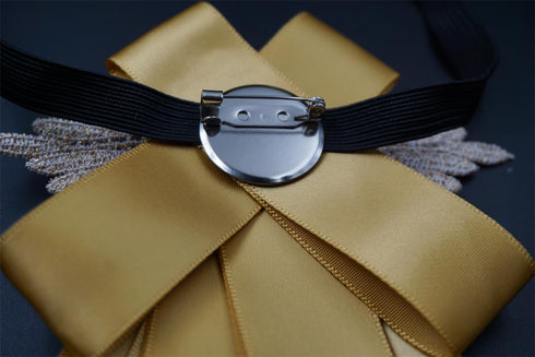 Fashion rhinestone bow ties Men Self Tie Jabot Collar Brooch Pins Bow Tie Rhinestone Brooch Collar Flower collar neck tie for dress up...