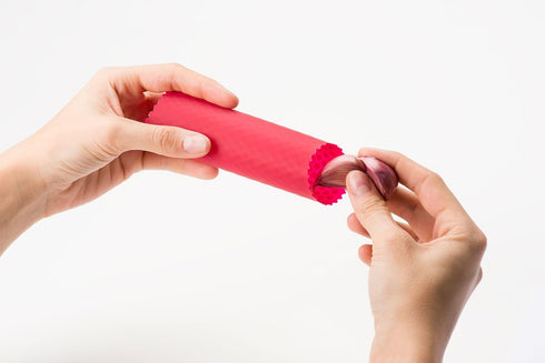 Zyliss Garlic Peeler - Silicone Garlic Peeler Tube Roller for Easy Garlic Skin Removal - Dishwasher Safe - Perfect for Gift & Essential Kitchen Ga...
