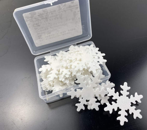 48pcs Edible Christmas Snowflakes White Cupcake Cake Toppers Decoration with Plastic Box Package for Chirstmas Winter Frozen Theme Party...