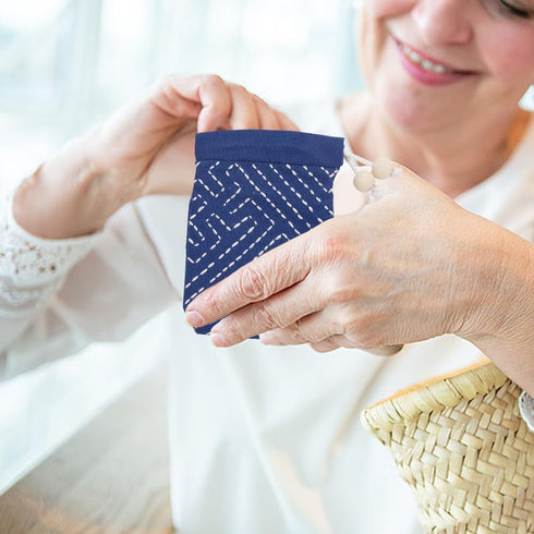 FREEBLOSS 4 Set Sashiko Drawstring Bag Kit Sashiko Embroidery Kit for Beginners Full Embroidery Kit includes Sashiko Thread, Needles, Fabric, Thim...