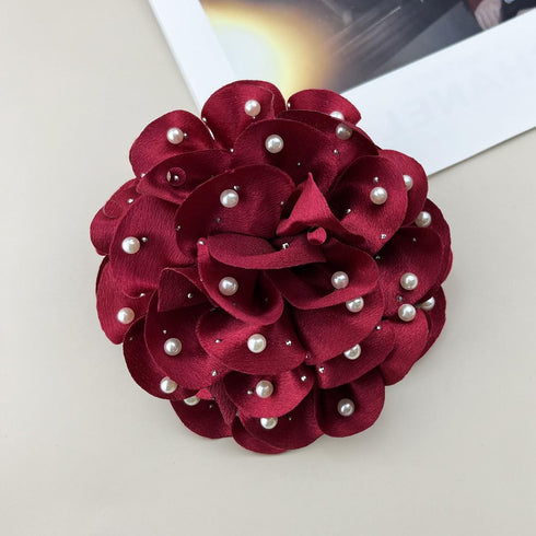 Elegant Large Rose Flower Brooches Lapel Pins Handmade Dainty Satin Fabric Pearl Brooches Big Camellia Flower Brooch Pin for Women Wedding Part Da...