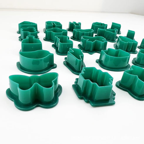 Christmas Polymer Clay Cutters kit, 25pcs Christmas Shapes Clay Earring Cutters with Earring Cards for Polymer Clay Earring Small Christmas Tree C...