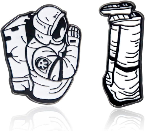 Anime Chainsaw Pochita Brooch Pins - Makima Pochita Cosplay Enamel Pins - Metal Badge Jewelry Accessory for Backpack Clothes Caps...