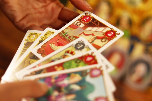 IELLO: for The King (and Me), Strategy Board Game, A Comical Theme That The Whole Family Will Love, Auction and Collection Mechanics, for Ages 10 ...