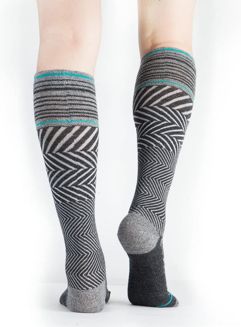 JAVIE 76% Merino Wool Compression Socks 15-20mmHg Seamless Toe for Women & Men...