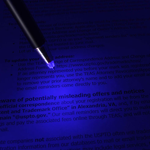 Penyeah LED Flashlight Pen -Pen Light with Stylus Pen Tip Multi-Function Capacitive Touch Screen Pen - Helpful for Touching Reading or Writing -P9...