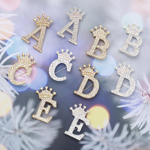Crystal Crown Initial Letter Brooch Pin Queen Crown Alphabet Letter Lapel Pin Badges for Dress Coat Suit Shoolbags A-Z Letter Breastpin for Clothi...