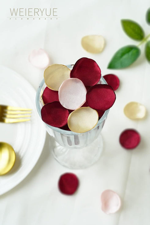 300PCS Silk Rose Petals,Beautiful Realistic Scatter Rose Petals Romantic Night Decoration,Wedding Party Decoration Artificial Flowers Petals...