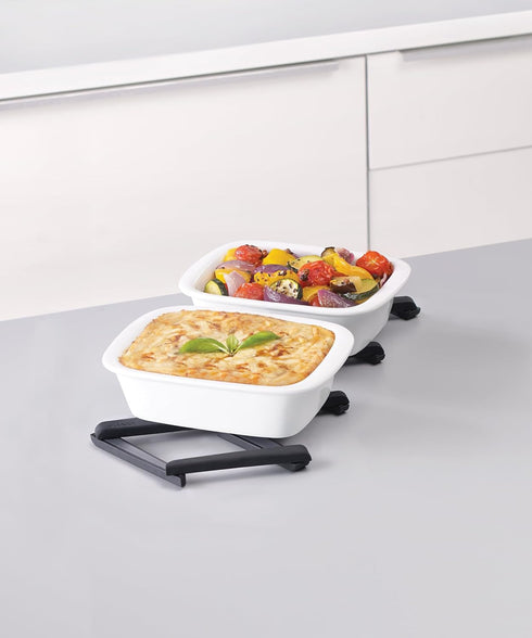 Joseph Joseph Stretch Folding Silicone Trivet for Hot Pots and Pans, Expanding nonslip stand, heat resistant mat for Kitchen Worktop - Black...