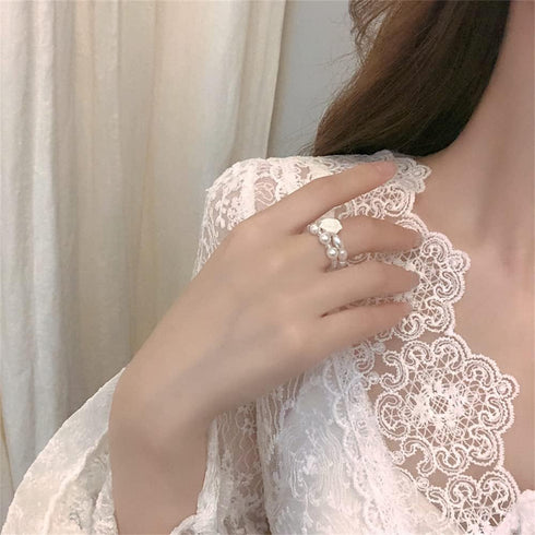 Irregular pearl ring radium floret acrylic floret pink pearl imitation Hetian jade irregular pearl ring for women girls holiday party party...