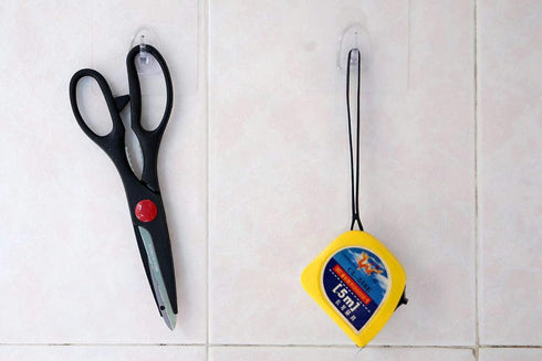 FIGO 10 Packs 15lB(Max) Seamless Small Wall Hooks Adhesive Transparent Seamless Hooks Very Creative, Practical Hook for the Drill-free Wall...