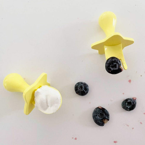 Elli&Nooli Toddler Silverware Set - 2-Piece Yellow Silicone Baby Feeding Utensils - Self-Feeding with Star-Shaped Choke Barrier - Gentle on Gums -...
