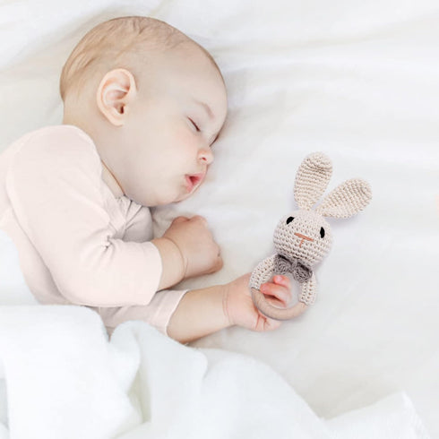 Youuys Wooden Baby Rattle Toys, Easter Bunny Rattle for Baby Crochet Bunny Rattle Toy Natural Wood, Shaker Rattle for Hand Grips, Boy Girl First R...