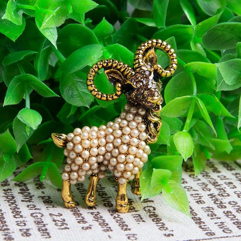 Opexicos 2Pcs Fashion Alloy Pearl Goat Brooch Cute Animal Brooches Clothing Accessories Children's Holiday Gift...