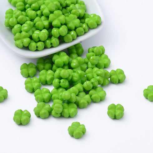 Beadthoven 100pcs St. Patrick's Day Shamrock Acrylic Beads Green Four Leaf Clover Beads Loose Spacers Pony Beads for Bracelet Necklace Earrings Je...