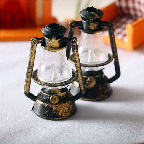 1Pc Miniature Lamps for Dollhouse,Doll House Miniature Retro Oil Lantern Dollhouse Accessories Scene Ornaments Dollhouse Miniature Scene Model Hur...