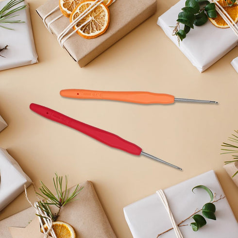 Small Size Crochet Hook Lace Crochet Needle QLRFFLJOY 1.0mm Crochet Hook Embroidery Thread Knitting Weaving Tool DIY Lace Yarn Crochet Needles (1....