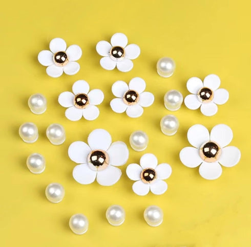 Flower Shoes Charms for Girls & Women Pearl Chains Charms for Adults Kids Teens...