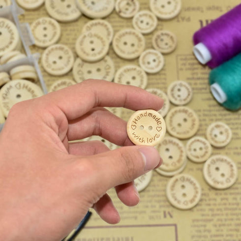 150PCs Craft Sewing Button 2 Holes Handmade with Love Round Wooden Buttons for Scrapbooking and Sewing DIY Craft (15mm/ 20mm/ 25mm)...