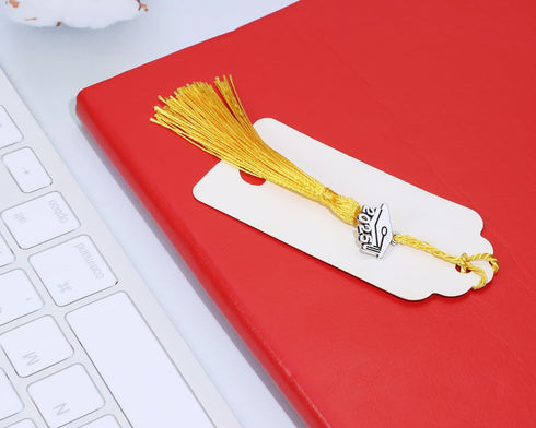 100PCS Mini 2025 Year Charms Graduation Cap Decorations Metal Tassel Charm Pendant for Graduation Tassels Keychains Bracelets Necklaces Earring Je...