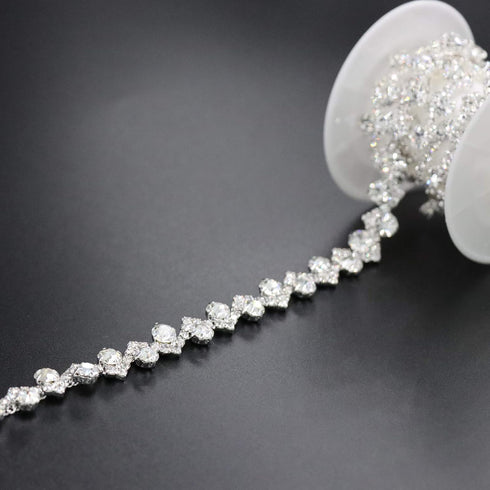 Jerler Rhinestone Trim, Crystal Rhinestone Chain Applique, Ideal for DIY Decoration and Wedding Clothing Embellishments, 0.4" Width (Silver, 1 Yar...