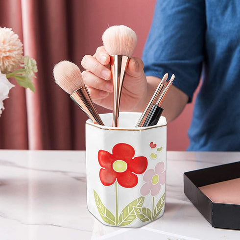 Pen Holder for Desk, Ceramic Makeup Brush Holder for Women,Gold 3D Engrave Retro Floral Flowers Design Love Hearts Pencil Holder Desktop Desk Orga...