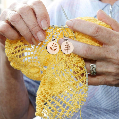 16Pcs Removable Stitch Markers with Wooden Storage Box for Knitting and Crocheting,Wood Crochet Stitch Marker Charms Pendant Locking Stitch Marker...