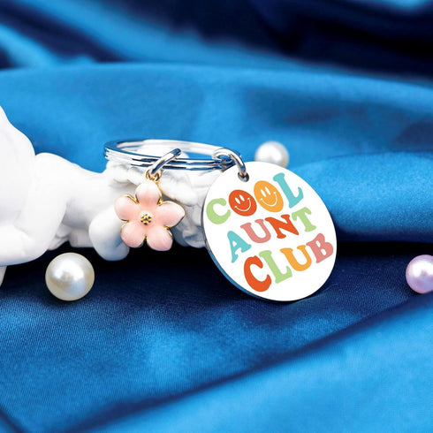 Aunt Birthday Gifts from Niece Nephew Cute Key Chains Women Gifts for Aunt Best Aunt Ever Gift Auntie Birthday Present Ideas Cool Aunt Club Keycha...