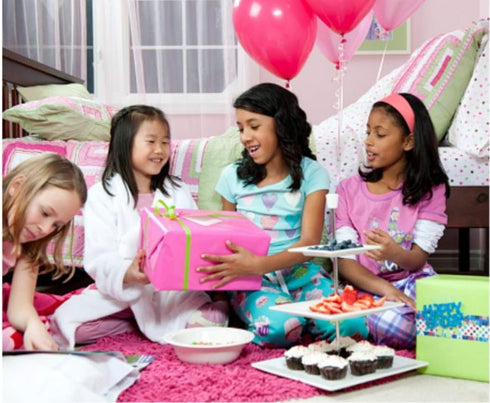 15 Who Knows The Birthday Girl Best Game Cards- for Child or Teen- Fun and Easy Game for Party or Sleepover- Girl Birthday Supplies, Activity, Dec...