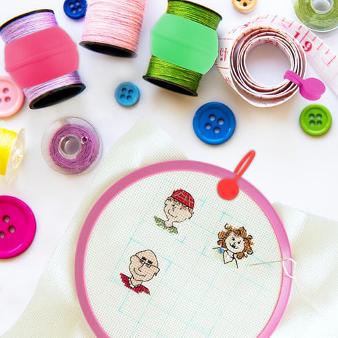 22 Pcs Fabric Huggers and Magnetic Fabric Clips for Cross Stitch, Silicone Thread Spool Huggers and Needle Minder Magnet for Embroidery and Quilti...