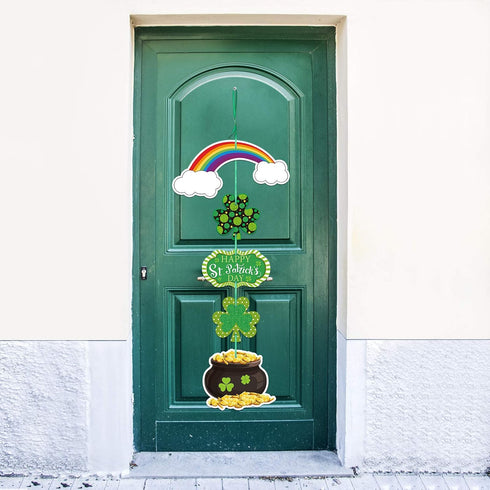 St. Patrick's Day Door Sign St. Patrick's Day Themed Hanging Welcome Sign Irish Hanging Door Decor with Shamrock for Saint Patricks Day Wall Ornam...